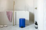 Brabantia Корзина для мусора NewIcon синего цвета, 5л. 206849 — фото 2