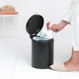 Brabantia Контейнер для мусора NewIcon 2x2л черный 280405 — фото 3