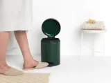 Brabantia Контейнер для мусора NewIcon 5л зеленый 304026 — фото 5