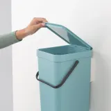 Brabantia Контейнер для мусора Sort & Go 12л мятный 109744 — фото 6