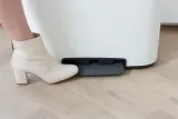 Brabantia Контейнер для мусора Bo 36л белый 121388 — фото 3