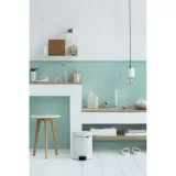 Brabantia Контейнер для мусора NewIcon 5л белый 112065 — фото 2