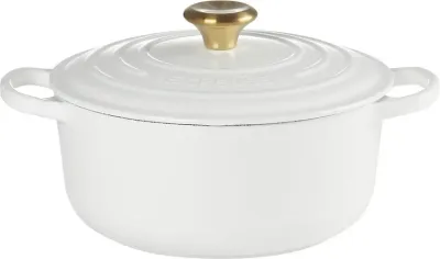 Le Creuset Чугунная кастрюля Signature 20 см 2,4 л белый EAN 024147325277