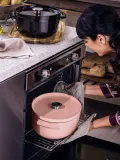KitchenAid Чугунная кастрюля 26 см 5,2 л розовая EAN 4894871026407 — фото 2