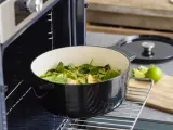 KitchenAid Чугунная кастрюля 22 см 3,3 л черная EAN 4894871009370 — фото 3