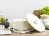 KitchenAid Чугунная кастрюля 22 см 3,3 л крем EAN 4894871009417 — фото 5