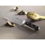 Zwilling Нож Chef's Pro 20 см EAN 4009839257148 — фото 2