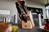 Zwilling Набор из 4 ножей Four Star в бамбуковом блоке EAN 4009839273995 — фото 3