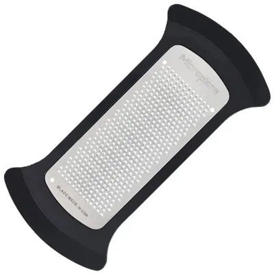 Microplane Специальная терка для миски 21x10 см черная мелкая EAN 098399410043