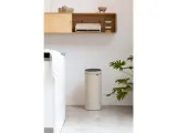 Brabantia Корзина для мусора Touch 30 л бежевая EAN 8710755149986 — фото 3