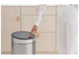 Brabantia Корзина для мусора Touch 30 л бежевая EAN 8710755149986 — фото 6