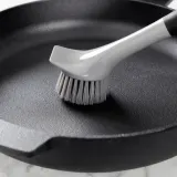 KitchenAid Щетка для мытья посуды 26 см серая EAN 5057982102494 — фото 3
