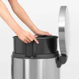 Brabantia Бесшумный контейнер для мусора 45 л EAN 8710755424205 — фото 4
