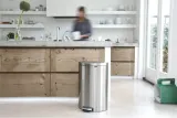 Brabantia Контейнер для мусора с плоской спинкой 30 л EAN 8710755482021 — фото 2