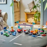 Конструктор LEGO DUPLO Town 10445 Болиды и гонщики Ф1 — фото 8