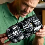 Конструктор LEGO Technic 42223 Гоночный автомобиль Ford GT40 MKII 1966 года — фото 4