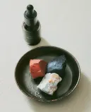 Zara Home Аромадиффузор набор: эфирное масло Velvet Cuir 15 мл, вулканические камни и керамическая чаша, аромат кожа-шафран-мускус, коричневый — фото 8