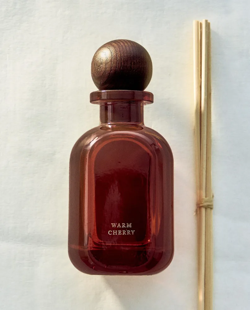 Zara Home Аромадиффузор Warm Cherry 100 мл, тростниковые палочки микадо, аромат фруктовый, Персиковый