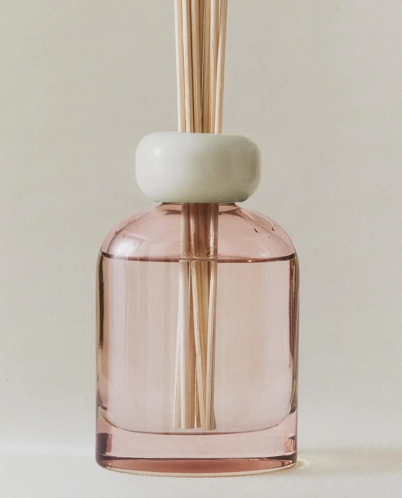 Zara Home Аромадиффузор Musky Lily 120 мл, тростниковые палочки микадо, аромат цветочный древесный, Розовый