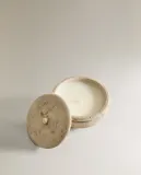 Zara Home Свеча ароматическая Golden Cuir 100 г, растительный воск, аромат восточный древесный, Коричневый — фото 4