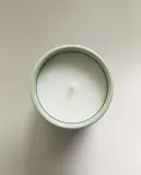 Zara Home Свеча ароматическая Fleur de Musc 170 г, растительный воск, аромат цветочный древесный, Розовый — фото 4