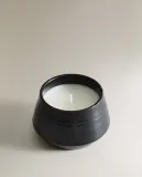 Zara Home Свеча ароматическая Velvet Cuir 170 г, растительный воск, аромат восточный древесный, Коричневый — фото 5