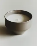 Zara Home Свеча ароматическая Orange Blossom 230 г, растительный воск, аромат цветочный, Розовый — фото 1