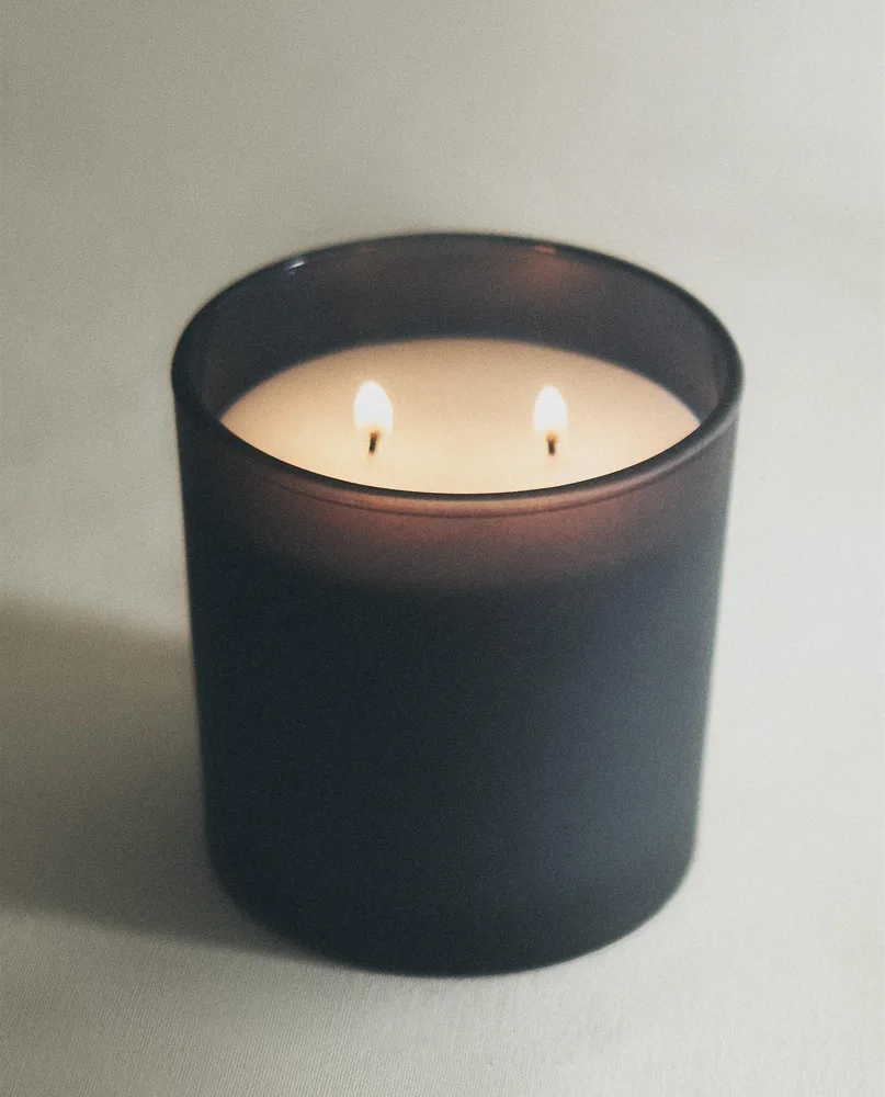 Zara Home Свеча ароматическая Aqua Bergamota 350 г, растительный воск, аромат свежий цитрусовый, Горчичный