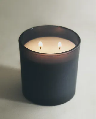 Zara Home Свеча ароматическая Aqua Bergamota 350 г, растительный воск, аромат свежий цитрусовый, Горчичный