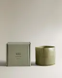 Zara Home Свеча ароматическая Musky Petals 430 г, растительный воск, аромат цветочный древесный, Розовый — фото 4