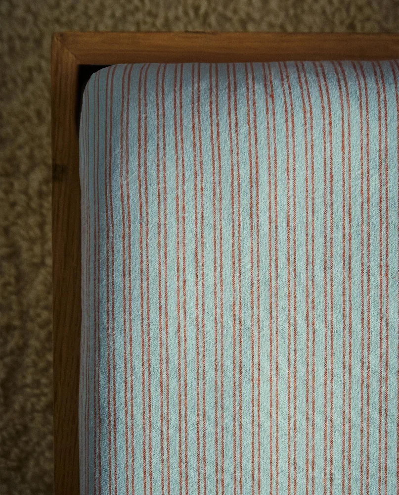 Простыня на резинке Zara Home фланель, хлопок 100%, в полоску, 2611/900