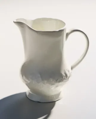 Zara Home кувшин из фарфора, цвет кремовый, 11 см