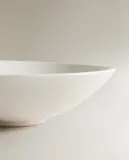 Zara Home блюдо сервировочное из фаянса, цвет кремовый, 43 см — фото 5