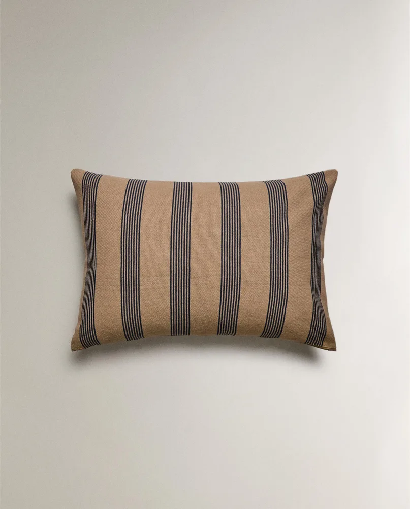 Zara Home наволочка декоративная из хлопка, светло-бежевый, в полоску, 50x75 см