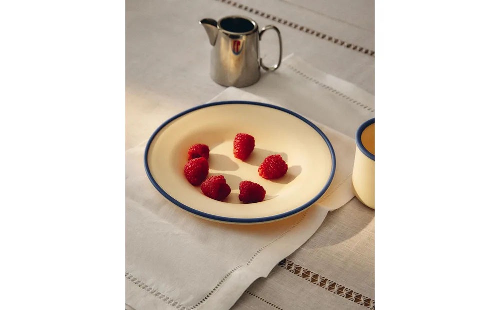 Zara Home тарелка из силикона, цвет бежевый, 21 см