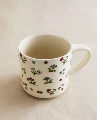 Zara Home кружка из каменной керамики, цвет разноцветный, 12.8 см