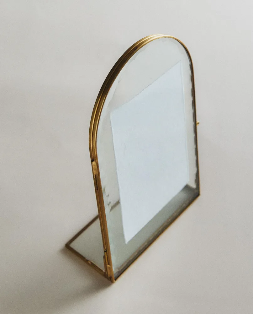 Zara Home Фоторамка из стекла, цвет золотой, 21 см