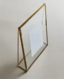 Zara Home Фоторамка из стекла, цвет золотой, 18 см — фото 1