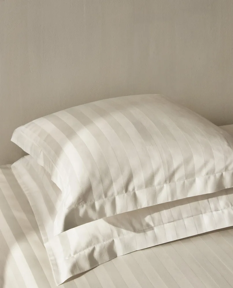 Наволочка Zara Home сатин, хлопок 100%, в полоску, 6110/091 · арт. 6110/091