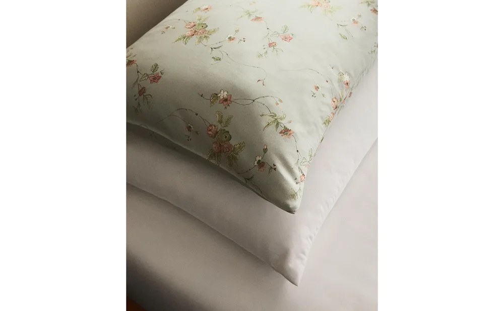 Наволочка Zara Home сатин, хлопок 100%, с цветочным принтом, 6153/091