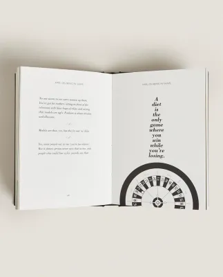 The World According to Karl. Книга цитат Карла Лагерфельда (на английском языке)
