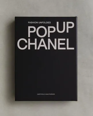 Fashion Unfolded. Книга-раскладка pop-up о моде (на английском языке)