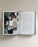 The Little Book of Chanel by Lagerfeld. Иллюстрированная книга об эпохе Лагерфельда в Chanel (на английском языке) — фото 8