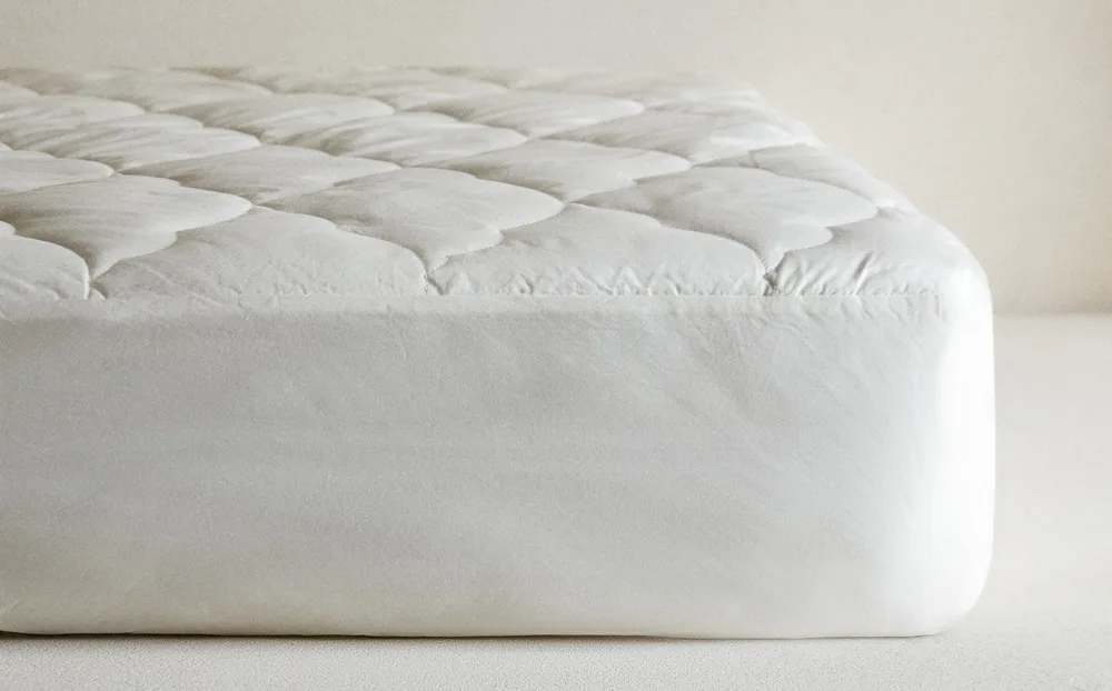 Наматрасник Zara Home, хлопок 76%, полиэстер 15%, хлопок 100%, полиэстер 100%, однотонный, 6622/086