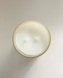 Zara Home Ароматическая свеча Mimosa Sublime, 350 г, аромат для дома — фото 8