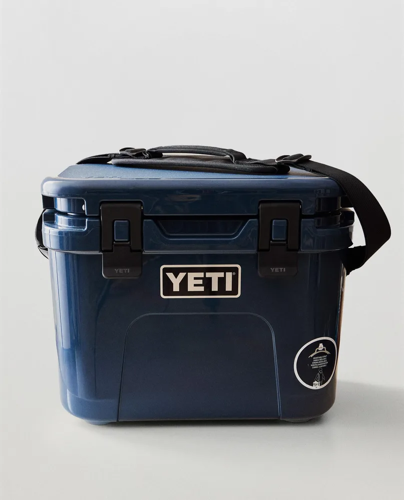 YETI Термобокс переносной 15 л с жёстким корпусом