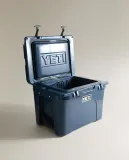 YETI Термобокс-холодильник переносной 27 л с жёстким корпусом — фото 8