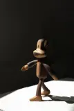 Статуэтка Boyhood Paul Frank Julius, дерево, 16 см, коричневая — фото 1
