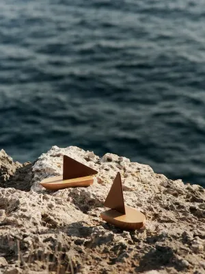 Набор статуэток Ferm Living Opty Boat, 2 шт., дерево, 17,7 см, коричневая