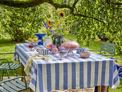 Блюдо сервировочное Bloomingville Nalu, круглое, стекло, 13 см, розовое